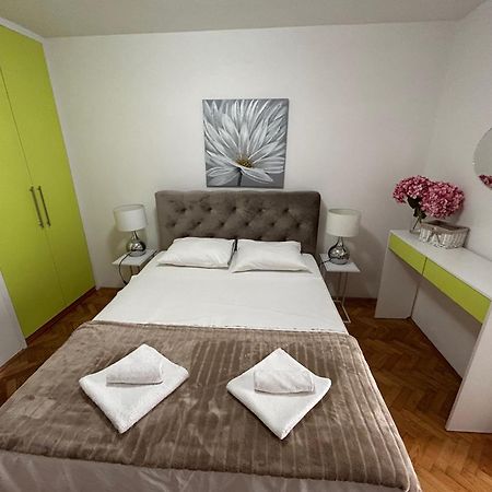 Apartments And Rooms Diana Zadar Exterior photo
